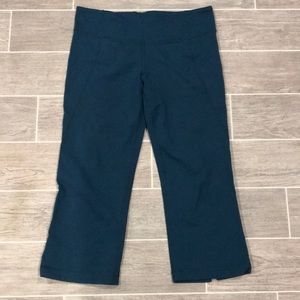 Lululemon yoga Capri